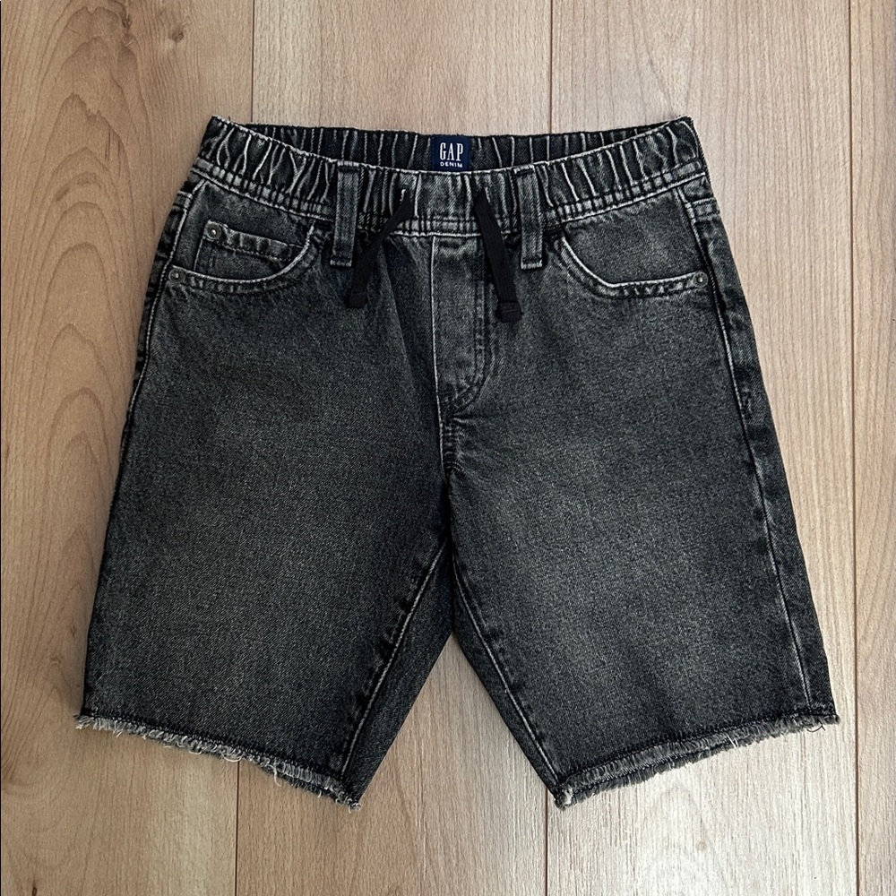GAP Denim Slim Pull-On Shorts (Large 10)